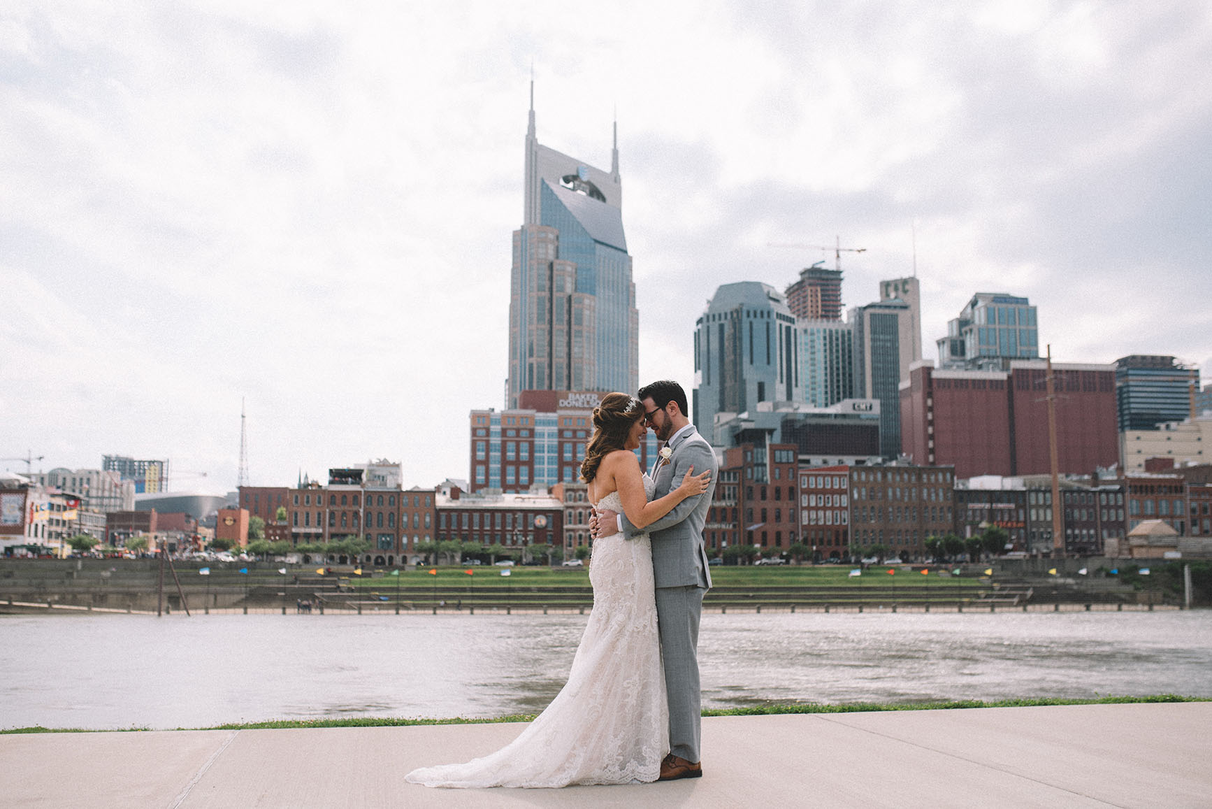 Erin and Seth's First Look