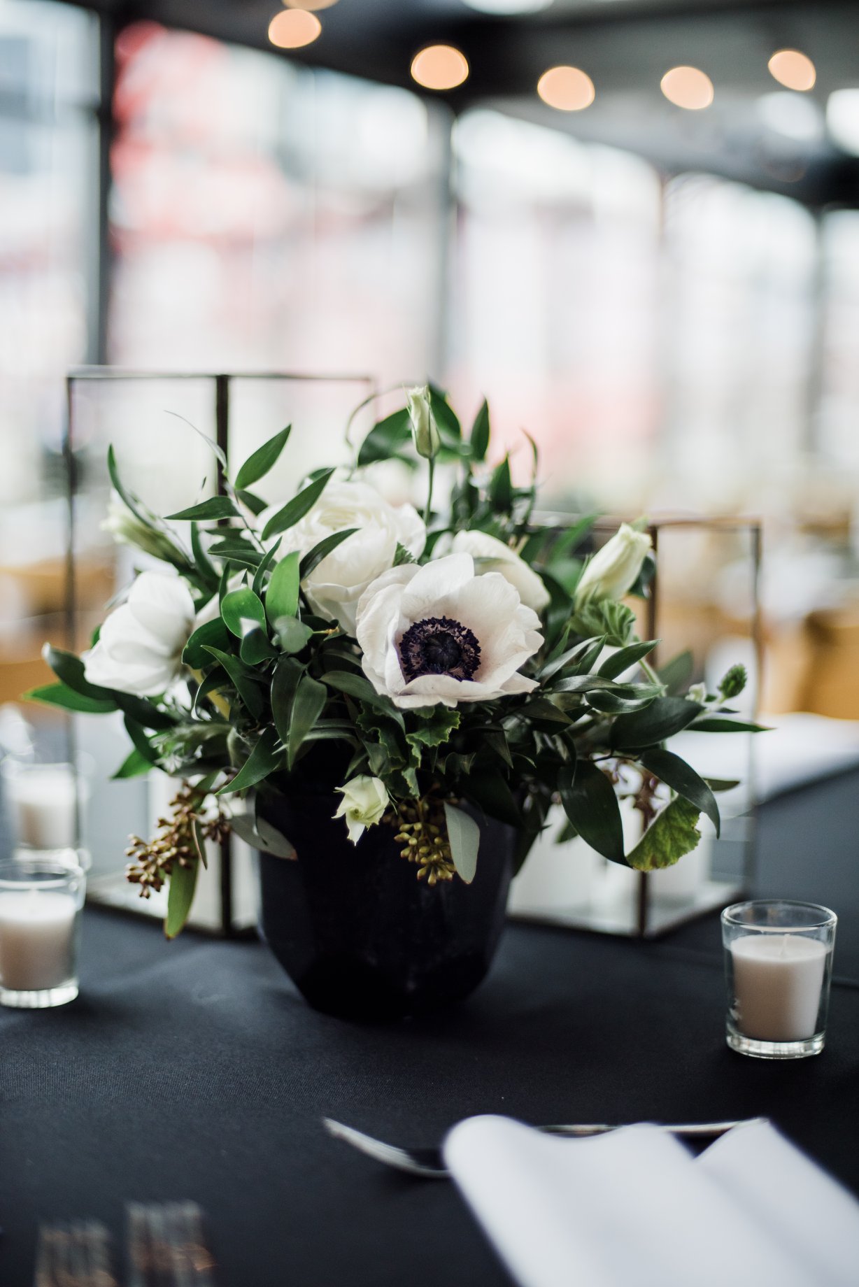 Neutral Modern Wedding Centerpiece