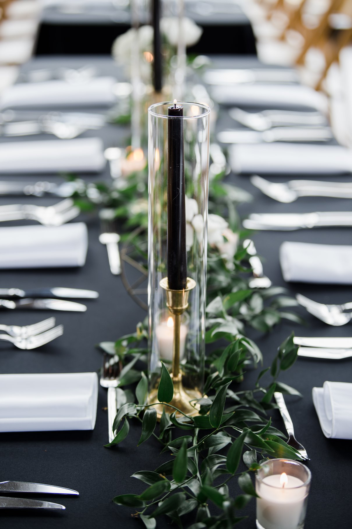 Neutral Modern Wedding Centerpiece