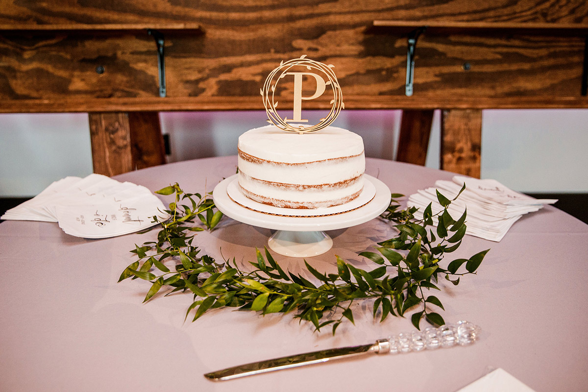 Classic Natural Wedding Cake