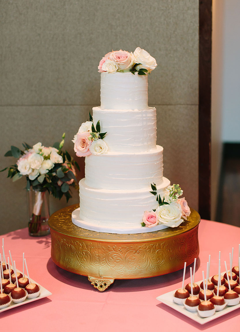 Classic Romantic Wedding Cake