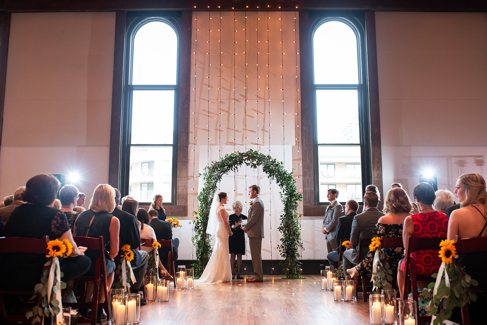 Cheery Spring Wedding Ceremony