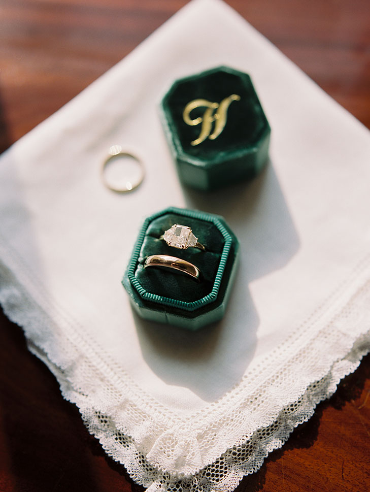 Velvet Green Ring Box for Wedding Day