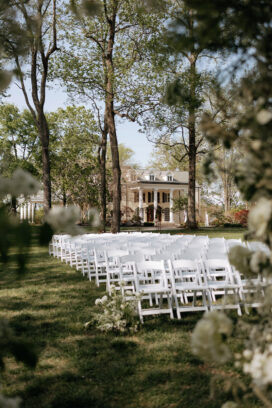 Sarah and Richard's Wedding Ceremony in the Lawn